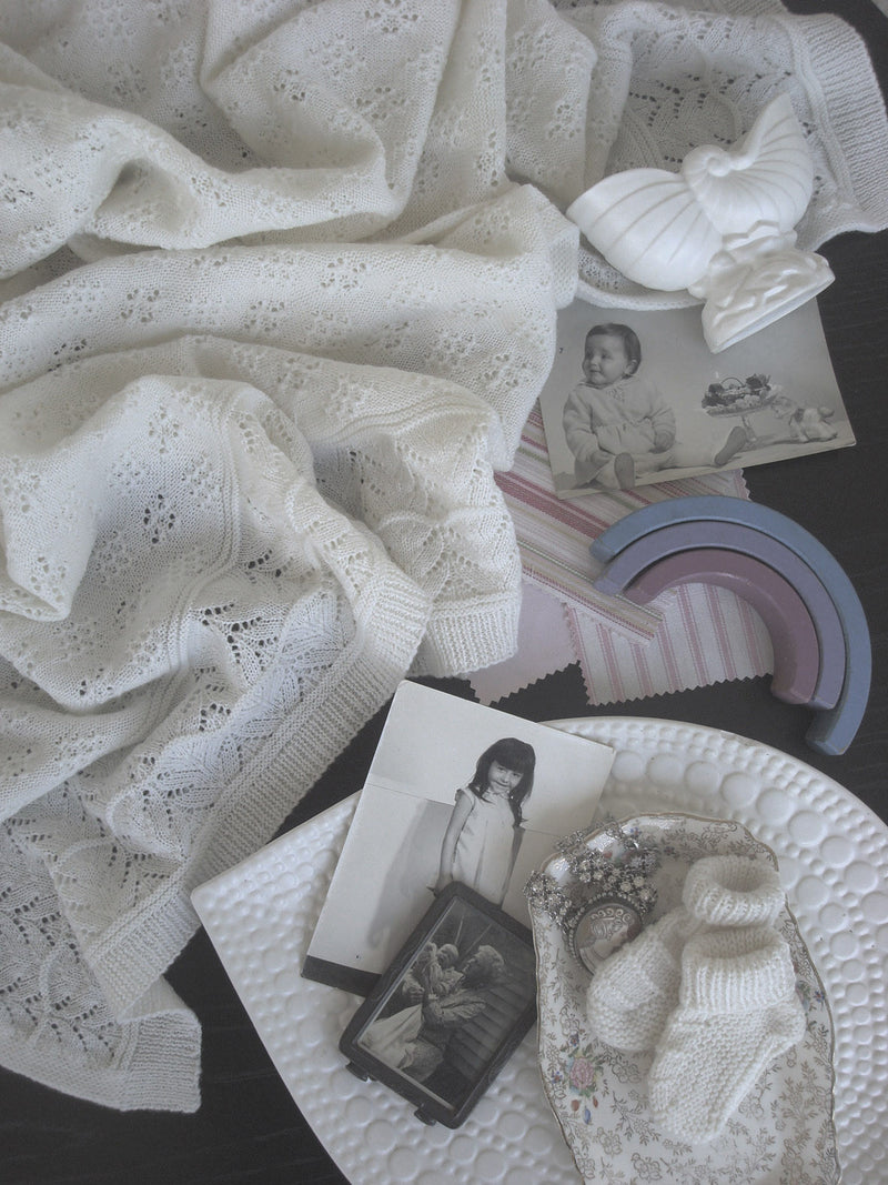 100% Merino Baby Blanket - Vintage Inspired in Bianco